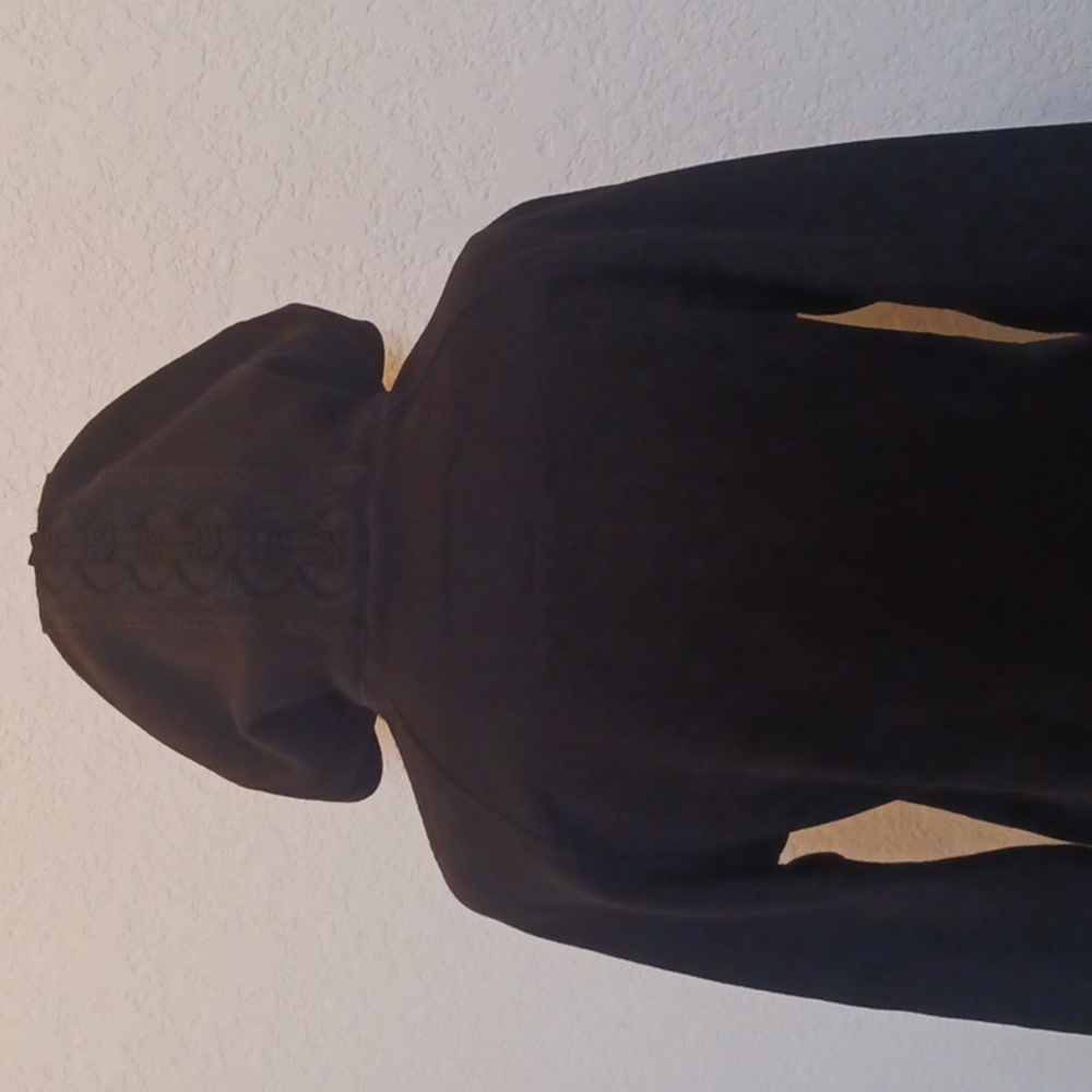 Lululemon Black Lace "Hiver 2013" Size 8 - Picture 9 of 12